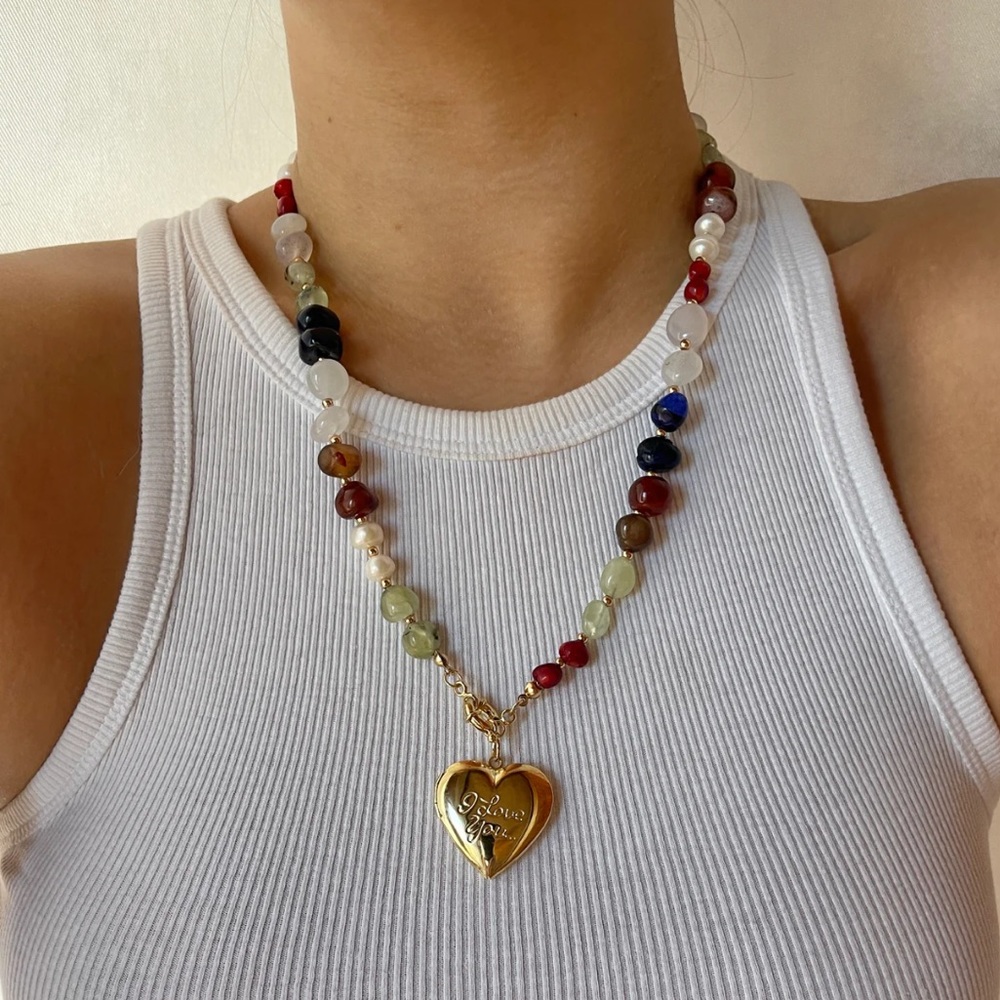 Beaded pendant locket “I love you”
